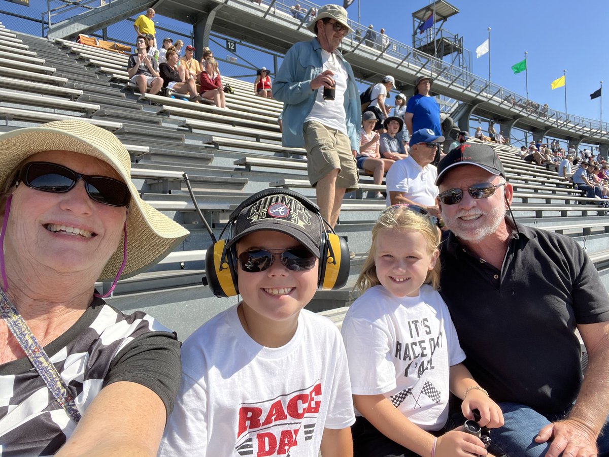 choirdivajohnso's tweet photo. Got the grands at the 500! #Indy500 https://t.co/ukz9tcoaT4