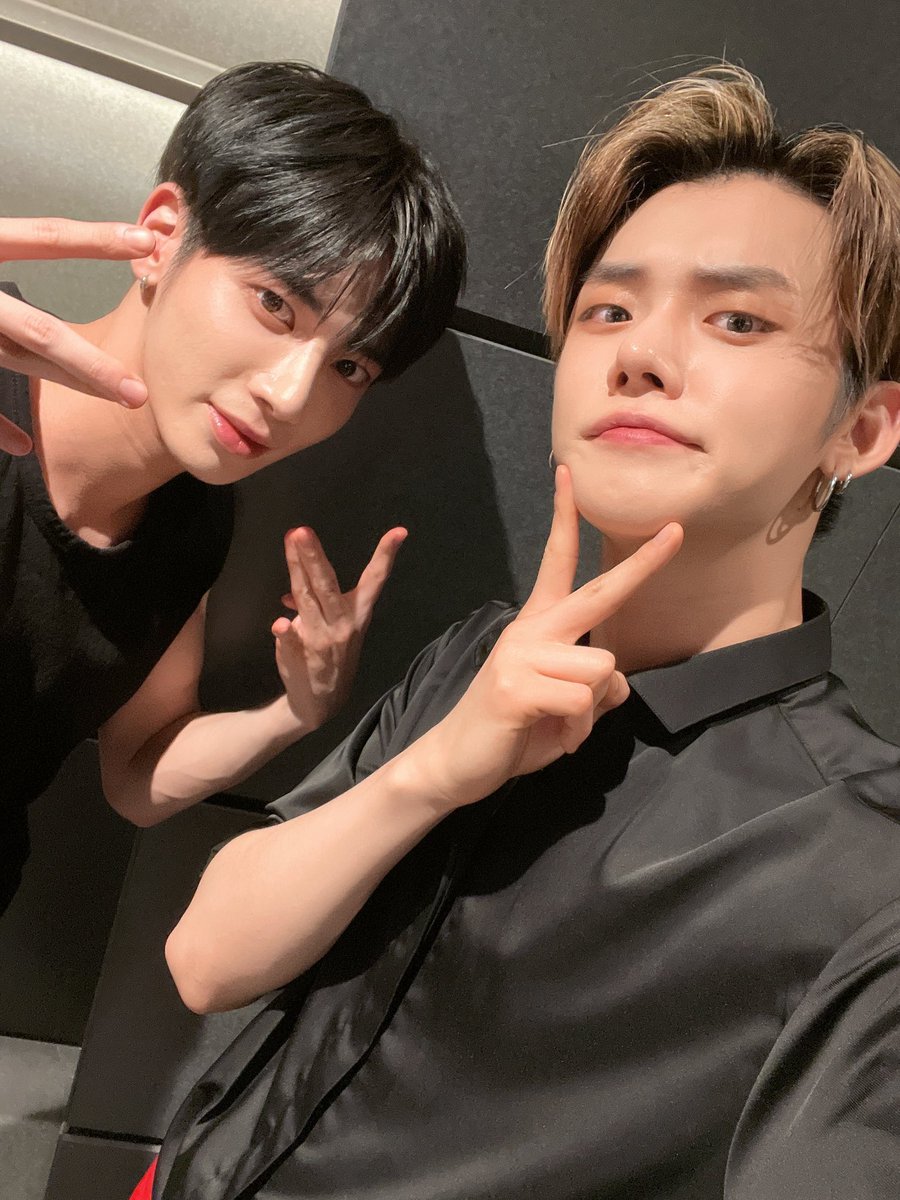 ideal__txt's tweet photo. 쩰 좋음 ... (๑´>᎑<)~♡ https://t.co/ADTyfvM57C
