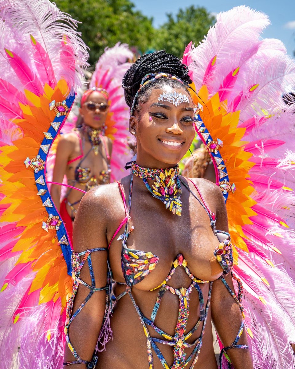clever_visuals's tweet photo. #atlcarnival #atlcarnival2022 #atlantacarnival2022 #atlantacarnival https://t.co/9uz6Ixyes1