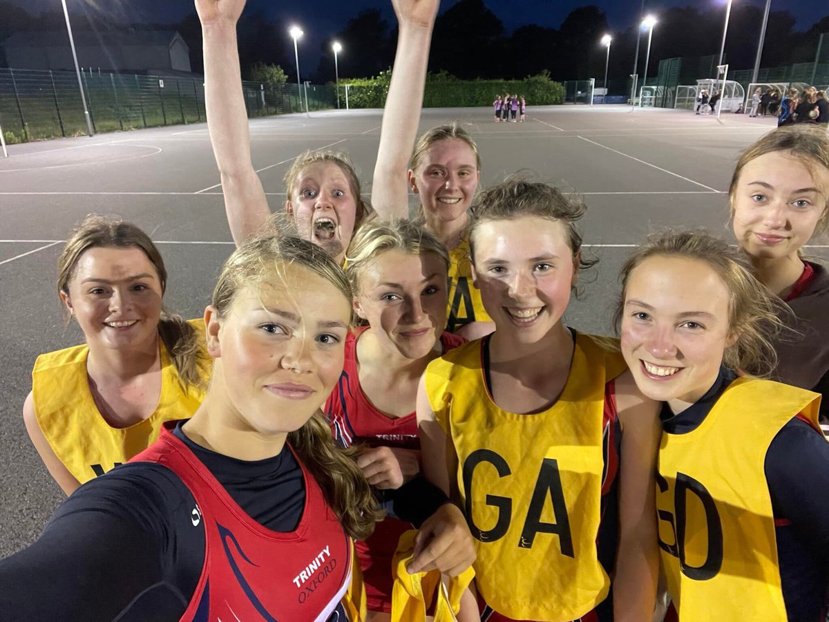 NetballTrinity's tweet image. A close game on Thursday for Trinity Pumas. The girls did a fab job coming out on top 27-24 v Didcot. Lots of amazing moments with loads of turnovers 👏 now to work on converting more of our interceptions and taking the ball to goal.

POM Ella and CPOM Megan.