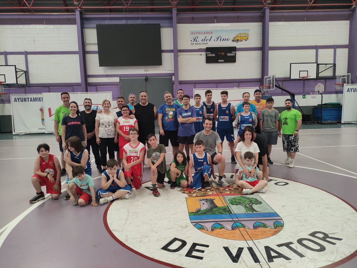 Torneo PMCC de convivencia entre Padres-Madres vs Jugadores....🏀 en la <a href="/Viator_C_DXtiva/">ciudadeportivaviator</a> <a href="/Viatoraldia/">Ayuntamiento de Viator</a>