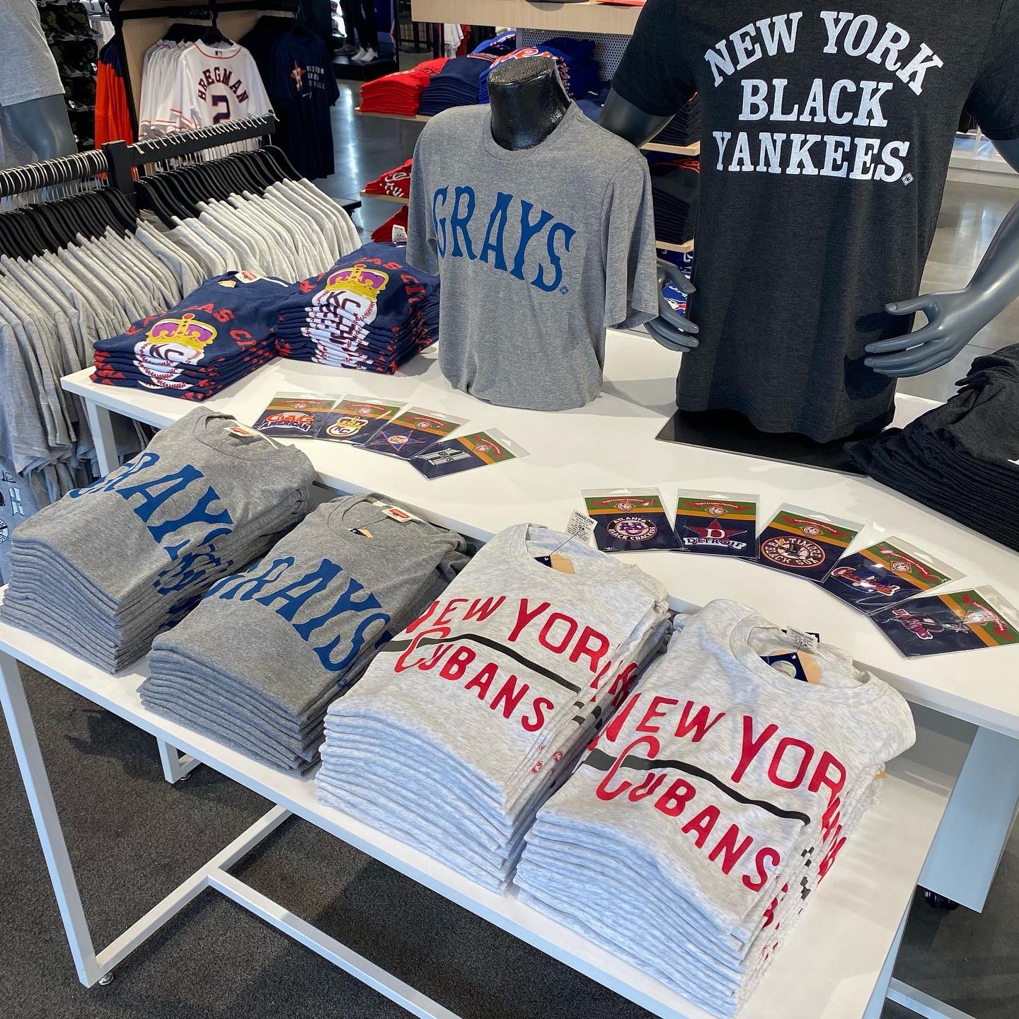 New york best sale yankees store manhattan