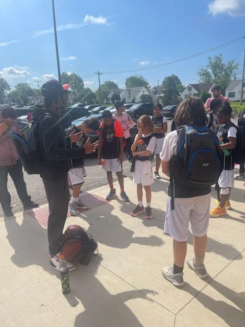 Resilient AAU Basketball tweet media