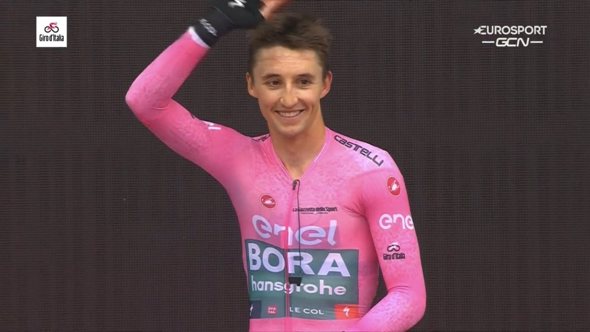 Awel ik vind @JaiHindley  een mooie winnaar. Van een leuke ronde. #Giro105