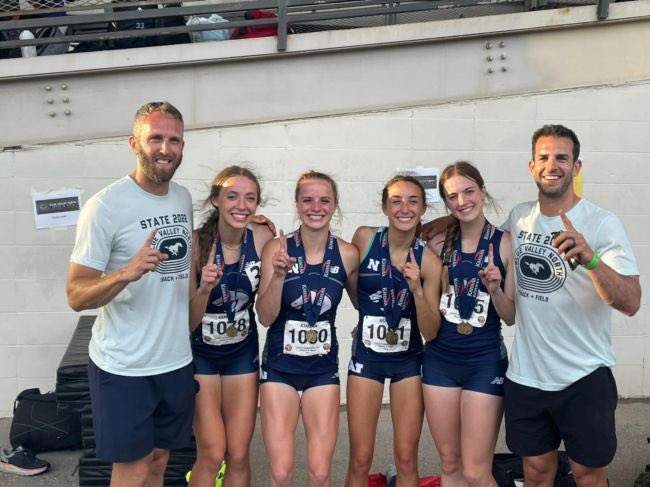 The 🥇 was a great way to end the meet!