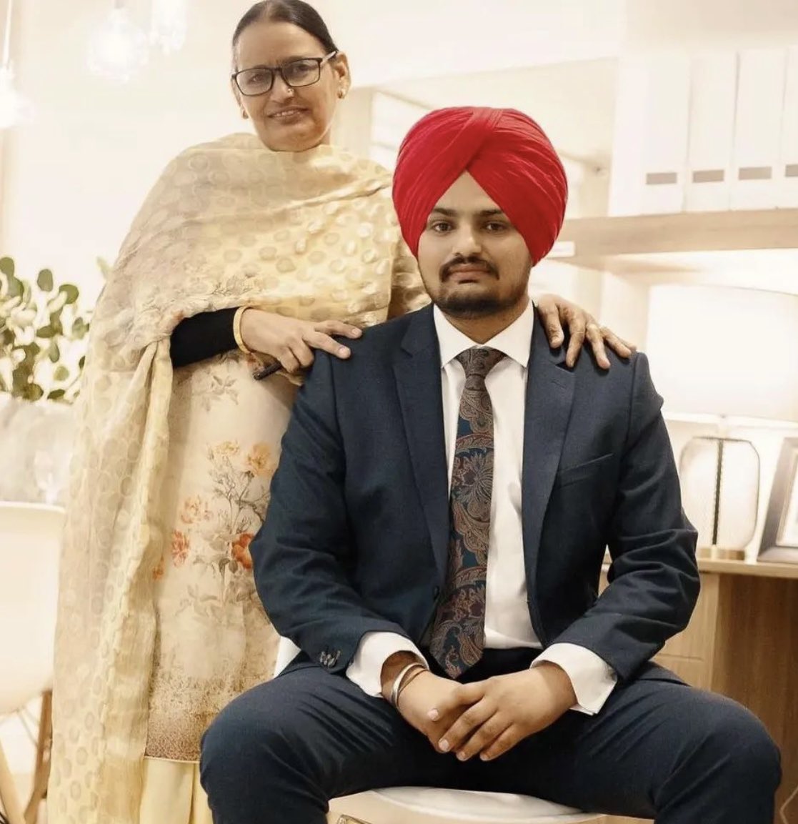 Ramansidhuz's tweet photo. 😢Rest In Peace Bro🙏🏻 https://t.co/hE7hvtaXcG