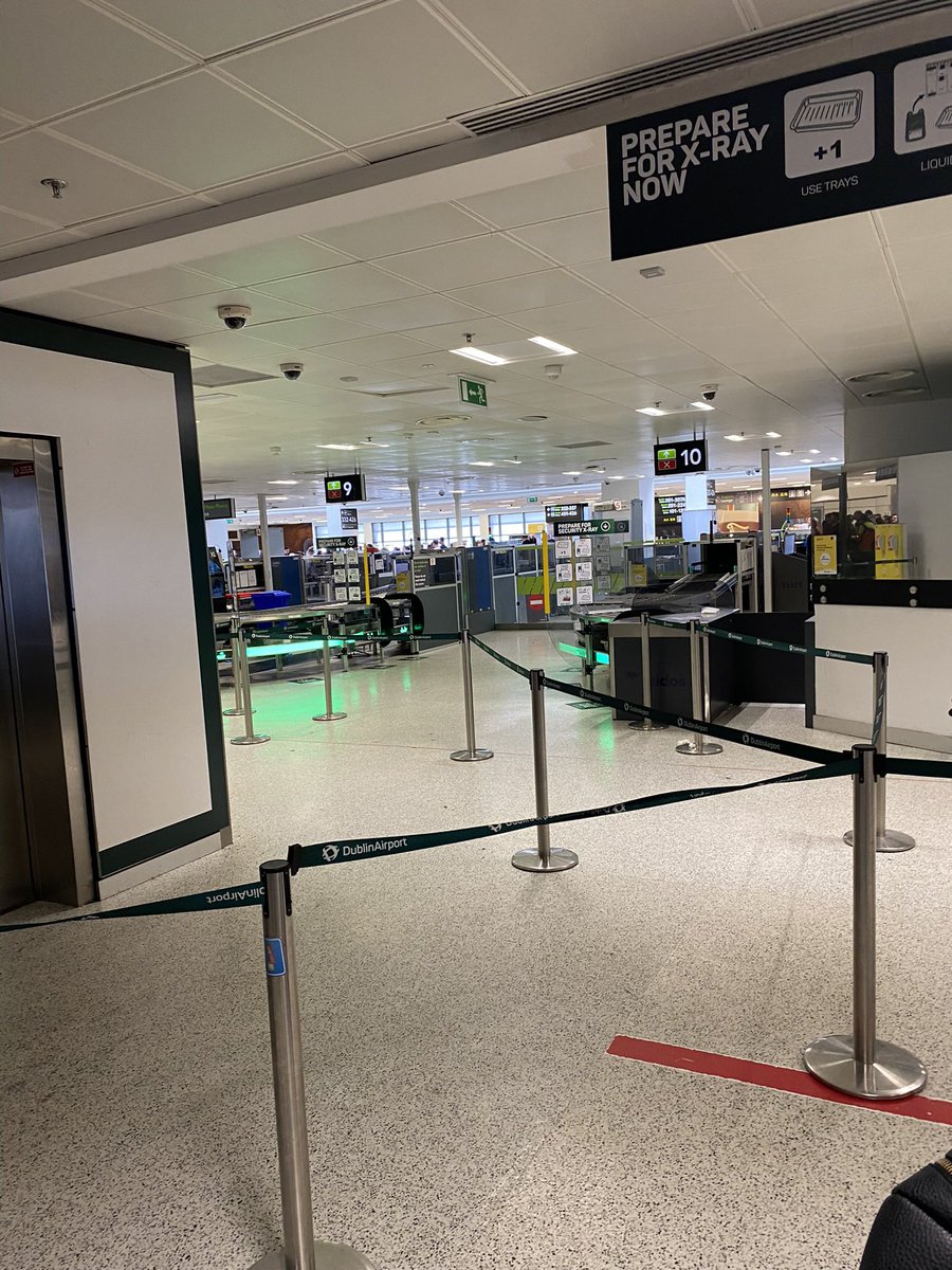 fordew's tweet photo. @rtenews This may explain why the queues are so long https://t.co/opIjKc5kXZ