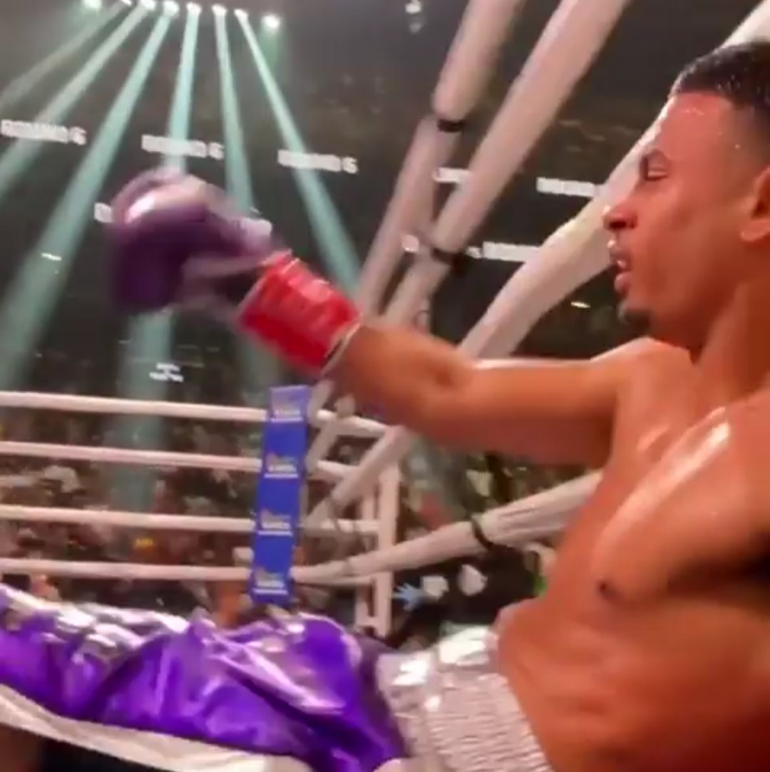 NVME_26's tweet photo. small nose to big nose in one punch @Gervontaa https://t.co/0irxkuvxox