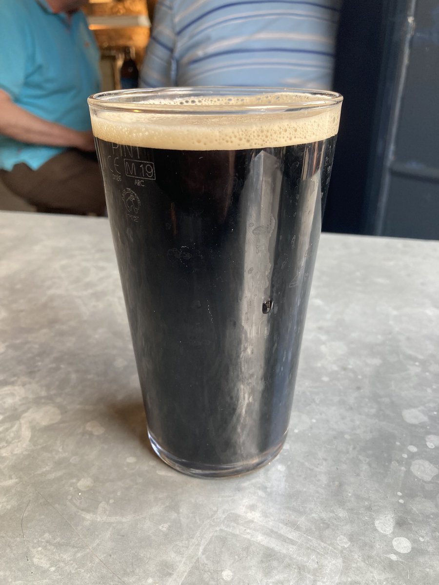 robertflute's tweet photo. Oh look I arrived in our fine city a little early for my pre concert talk #Rudenottoo #beeroclock @emt_uk @hines_stephen @AmboOfficer https://t.co/FhG7nq8pwq
