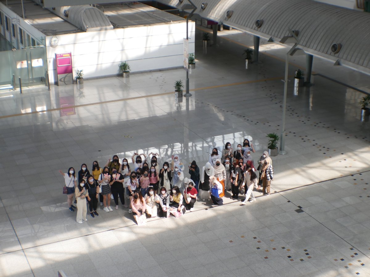 DearMyDarling17's tweet photo. 𝟏 𝐃𝐚𝐲 𝐚𝐟𝐭𝐞𝐫 𝐄𝐯𝐞𝐧𝐭

Hope to get some photo from us ?
Just Download "sendanywhere" Apps to get photo that was taken by us.

https://t.co/HXkOzelecq (1.6GB) Around 260Photos
Link will expire by 31st of May

#DearMyDarlingSVT #SVT_HOT https://t.co/7VcYghk5Yd