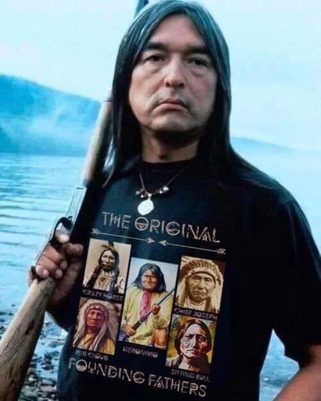 NativeSoulLove1's tweet photo. Anyone need this T-Shirt ? Just write "I want One" https://t.co/BNOOt2KbP0
