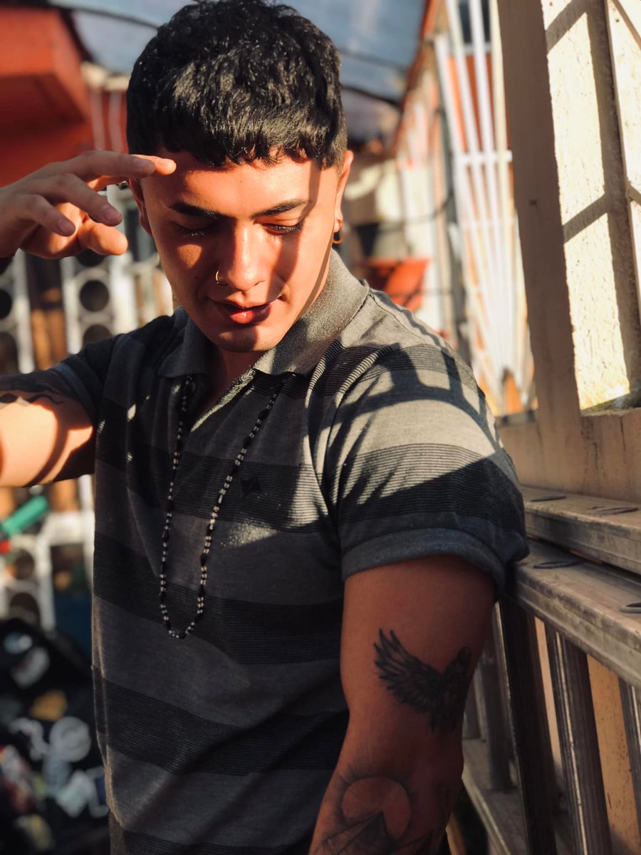 FaramxO's tweet photo. Domingo chilling 

#domingo #domingazo #siempreendomingo #domingazoo #domingodedomingas #DomingoHot  #DomingoDeManos  #DomingoDeIndirectas  #DomingoDeTravesurashot  #domingohotboy #tecamac #boy #follow #sigueme https://t.co/0fhkixRoRw