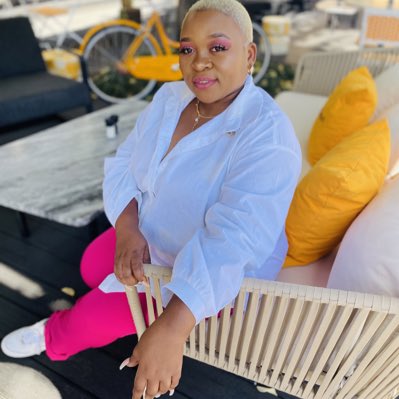 Smahzee's tweet photo. #NewProfilePic https://t.co/F1Z3wRWh4P