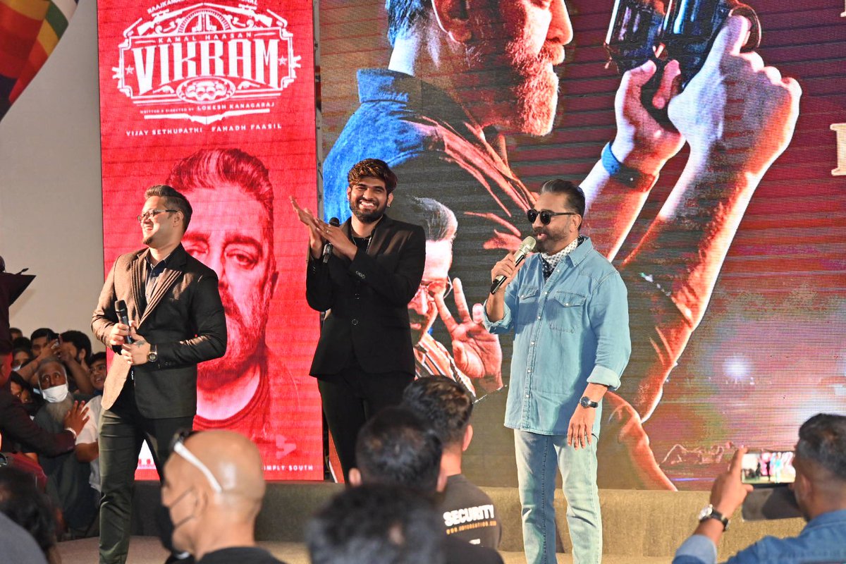 GSCinemas's tweet photo. It was an amazing evening with the arrival of the legendary Ulaganayagan #KamalHaasan! 🤩

#Vikram https://t.co/8eez4a1siB