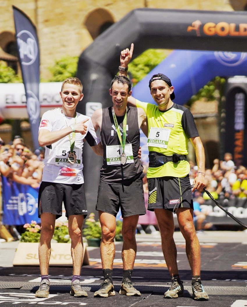 ✨✨ MANUEL MERILLAS ✨✨
Nuestro corredor del #teamland , Manuel Merillas brilla en Zegama Aizkorri con una remontada espectacular 🥹 

💥Inmenso Manu, Inmenso 💥  
Orgullosos de tus logros ❤️

🥉 Don Manuel Merillas  

📸. @delafotografia 

#land #landsports #teamland #raceland