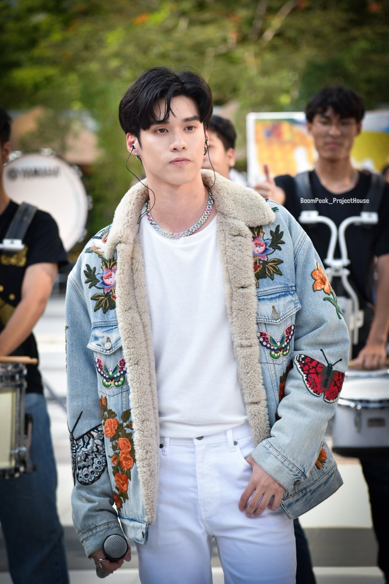 กรี๊ดดดดด ไม่ได้เจอคุณ​ภีมหลายเดือน คิดถึงเหมือนเดิม เพิ่มเติมคือหล่อขึ้นมากกกก
#TheRhythmoflife 
#peakpeemapol <a href="/peakpeemapol/">peakpeemapol</a>