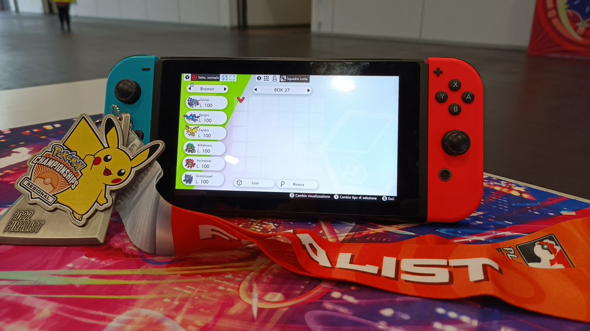 GeniusVGC's tweet photo. From 0-1 to Finals at Bremen Regional, what a weekend, thanks to all the @Il_ServerPKMN member and @simonpippin @CroceVgc @TucuVgc for helping me with the team choice and testing. Thanks also to the little child and his father at the hotel that blessed me before the tournament https://t.co/eJzdIEBRKp