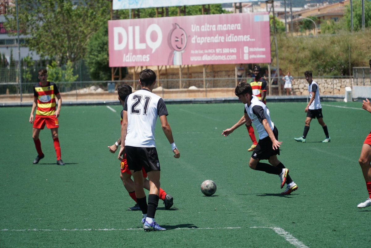 🔚 Finaal!

<a href="/CEConstancia/">CE Constància</a> 3 - <a href="/spciutatdepalma/">Sporting Ciutat de Palma</a> 1

⚽Charlie
⚽Martí
⚽Rubén 

#JuvenilNacional #CENTConstància #JuntsFeimHistòria