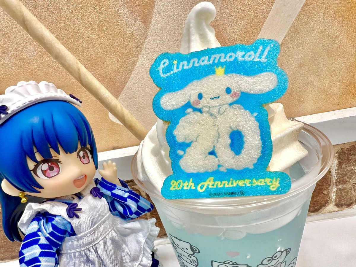 yaetaso_777's tweet photo. 先日 #ダイバーシティ東京 の #HelloKittyJapan で飲んだ #シナモロール のドリンク🥤
可愛いし、美味しいし❤️
本当シナモン大好き(*´ω`*)💕
推せる( ´∀`)bグッ! https://t.co/hq3hE0kth2