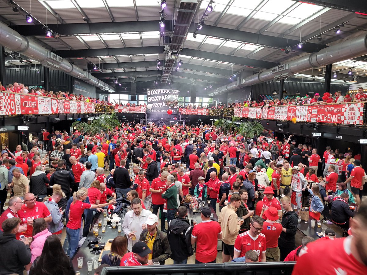AGKM59's tweet photo. So much love
#WhataTimeToBeAlive
#NFFC
More beautiful people
@BoxparkWembley
#DJLegend https://t.co/KUeyGm4ME1