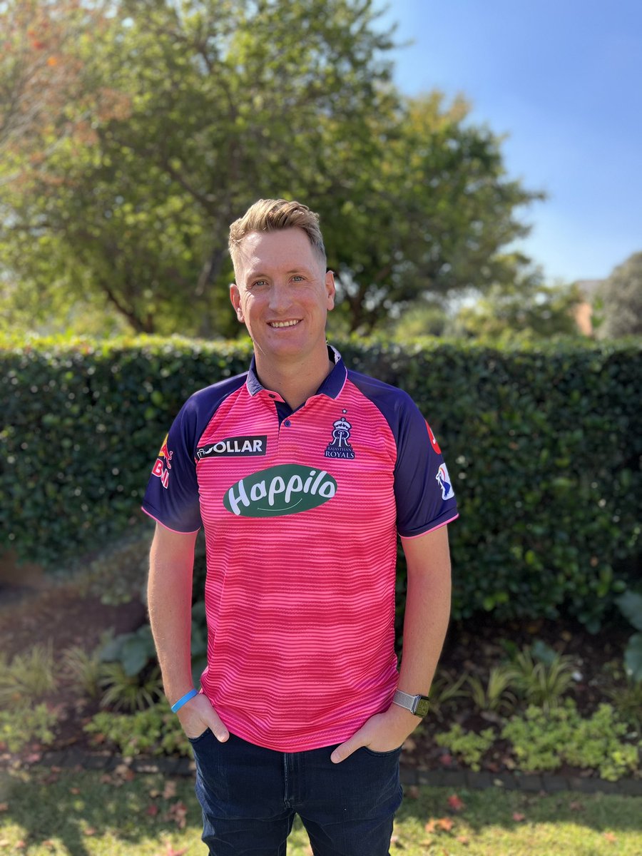 Once a Royal…always a royal! Good luck today <a href="/rajasthanroyals/">Rajasthan Royals</a> #hallabol