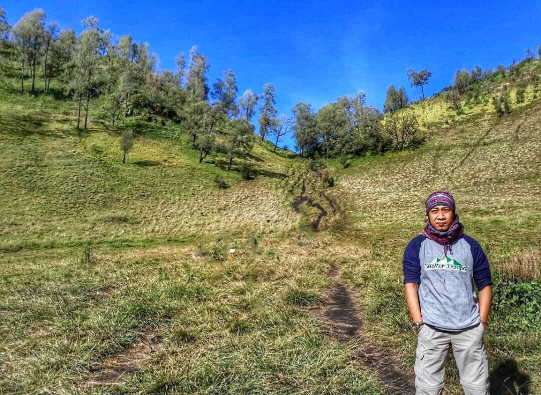 TunggAndhiko's tweet image. Dulu waktu rakum masih sepi... #ranukumbolo #mtsemeru #eril