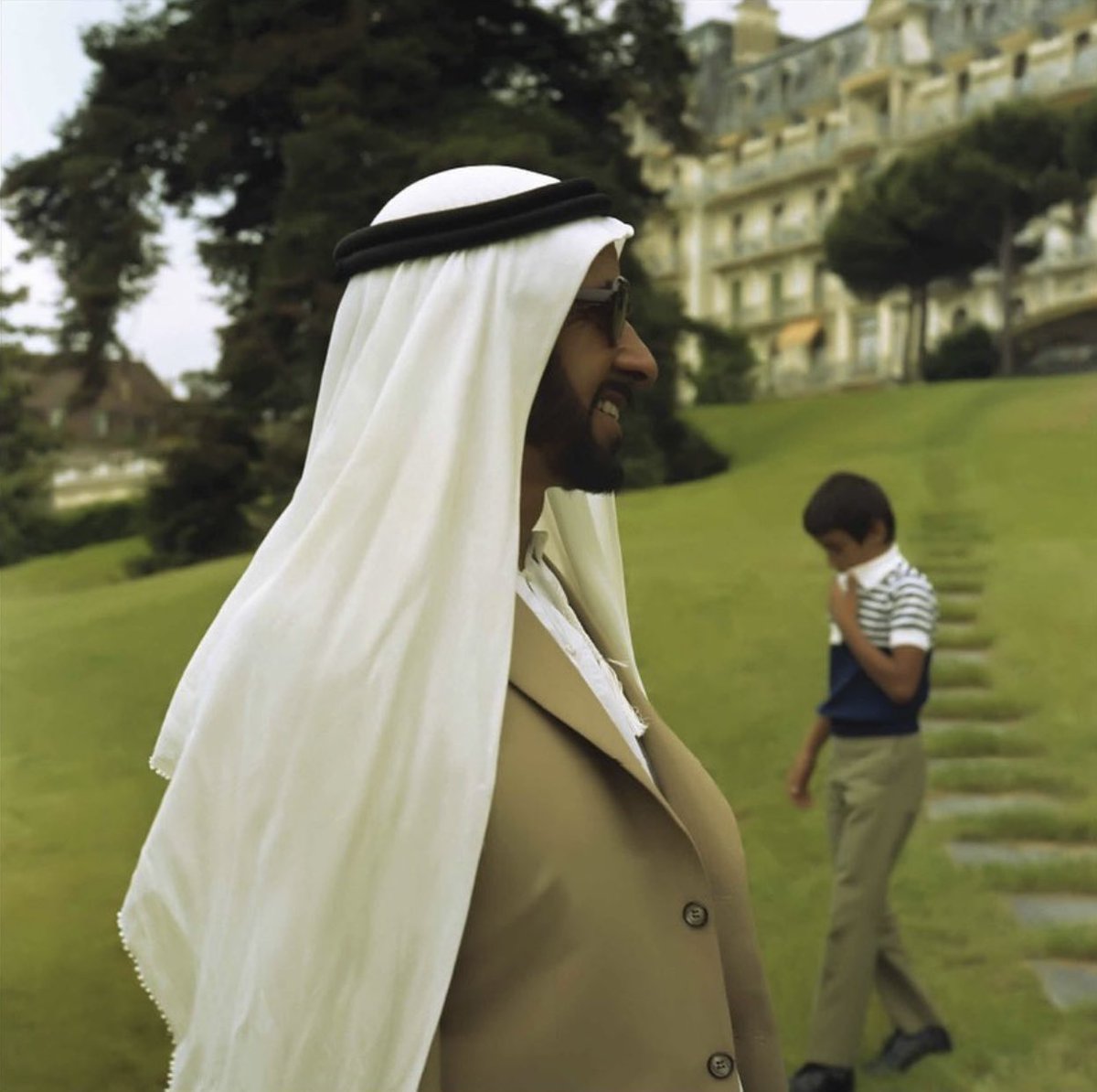 Sheikh Zayed Bin Sultan Poems tweet media