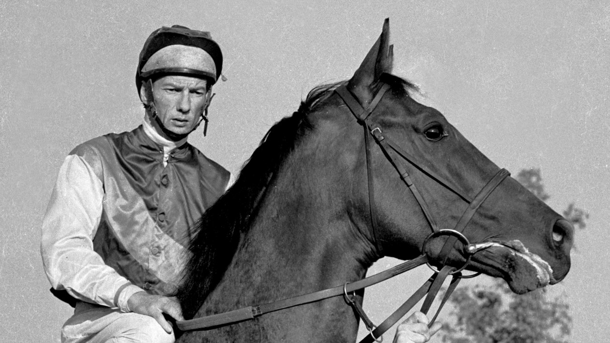 UnibetRacing's tweet photo. 🏆 9 Derbies
🏆 8 St Legers
🏆 6 Oaks
🏆 5 2000 Guineas
🏆 2 1000 Guineas
🏆 4,493 winners in total

Lester Piggott: A true racing legend. 

Our thoughts and condolences are with all his family and friends.

Rest in peace, champ. 👏 https://t.co/cB3ZY4ZMjF