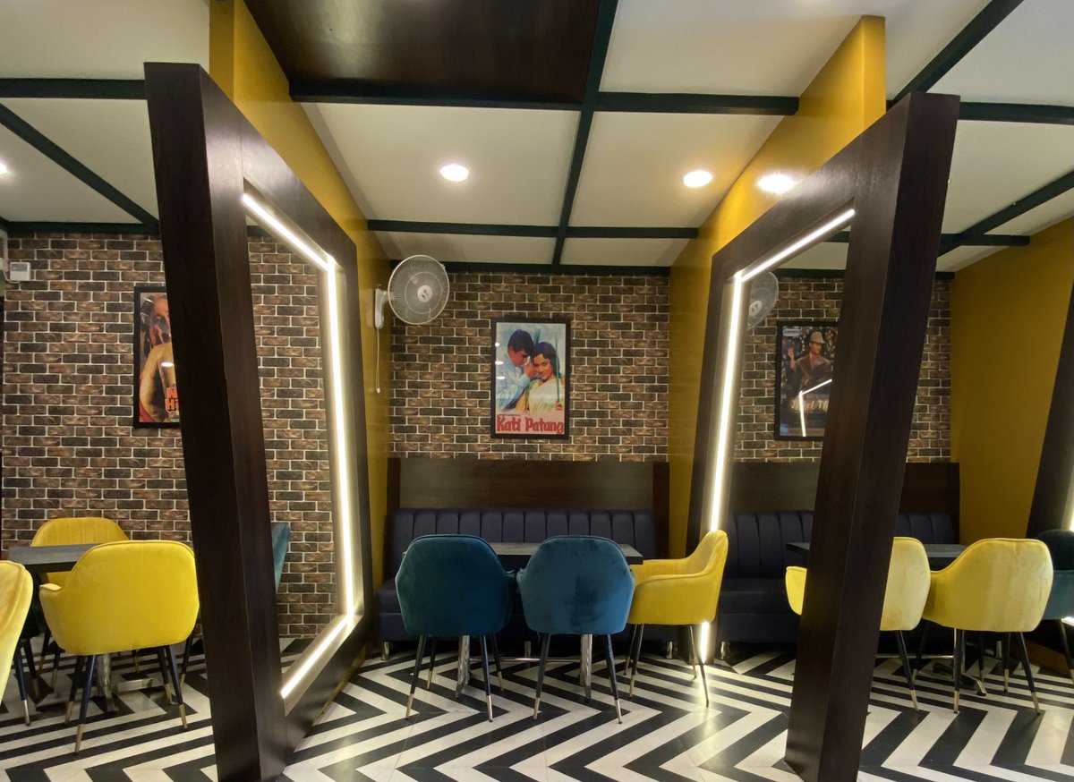 DesignTriangle2's tweet photo. #interior #architecture #coloursofyou #decoration #designerart #instagood #photography #PhotoOfTheDay #photographylovers #restaurant https://t.co/TY3RDb4rbt