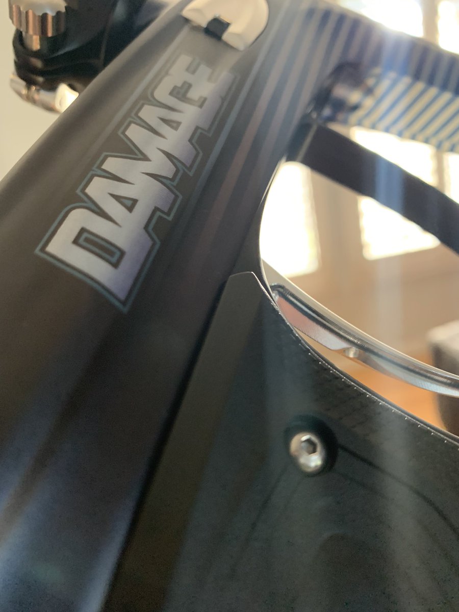CeelosMovez's tweet photo. Part 2 👀
#dlxtechnologies #luxe #TM40 https://t.co/9lckYLmvtU
