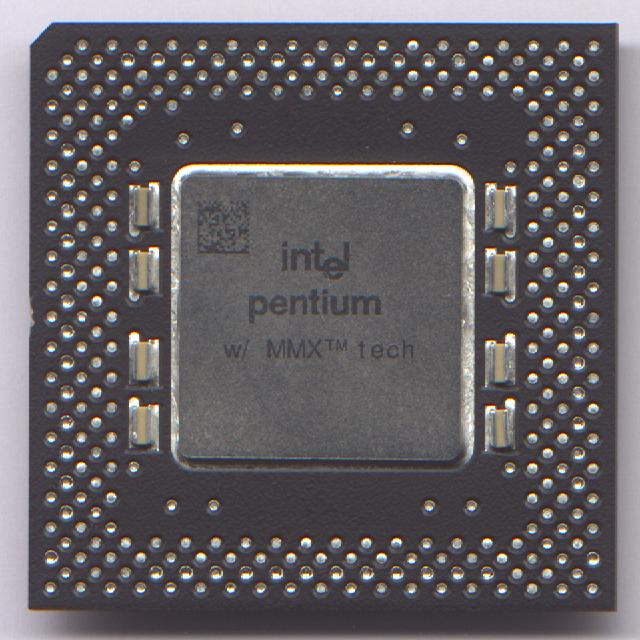 cpu_museum's tweet photo. Year 1997: #Intel #Pentium #MMX #P55C #PPGA #150MHz #32k #cache #x86 #32bit #60MHzBus #Socket7 (item #018) #cpu #computer #history #computerhistory #retro #retrocomputing https://t.co/lN9l6c0foc