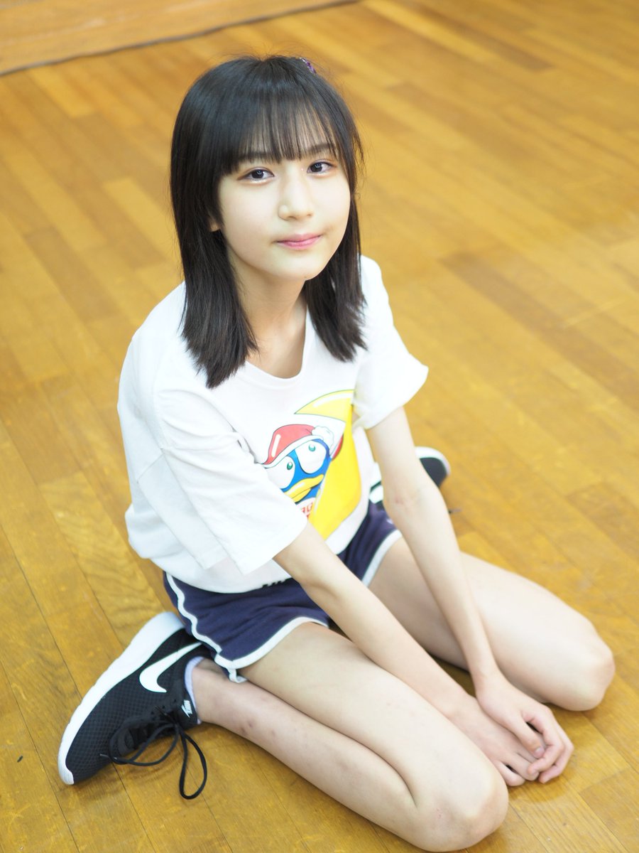 北口キャロライン美利衣　お宝私物2品とサンタ衣装とサイン入り紙袋 北口キャロライン美利衣（Nゼロ）お宝私物2品とサイン入り紙袋