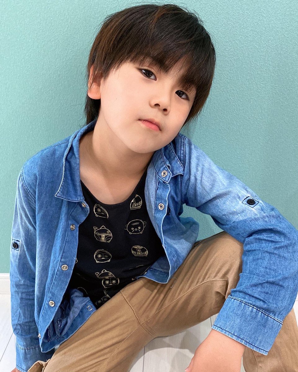 ISSA_ISSHIN's tweet photo. #ISSA
#ISSHIN
#姉弟
#photo
#咲心姫
#フォローRT
#ダンサー
#brushup
#ダンスボーカル
#ダンスボーカルユニット 
#dance
#vocal
#model
#小学生
#オシャレコーデ 
#ストリート系
#osaka
#osakajapan 
#レッスン生募集
#出���依頼募集
#1st Photo https://t.co/zcMwn77yX2