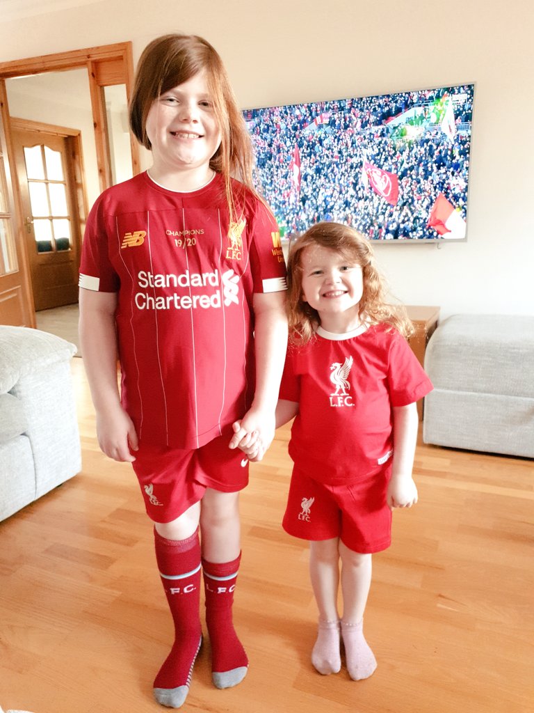 EilzMac's tweet photo. It has been a good season, win or lose we love every minute ♥️
#YNWA #LFCFamily https://t.co/Z8VPSEZMsl