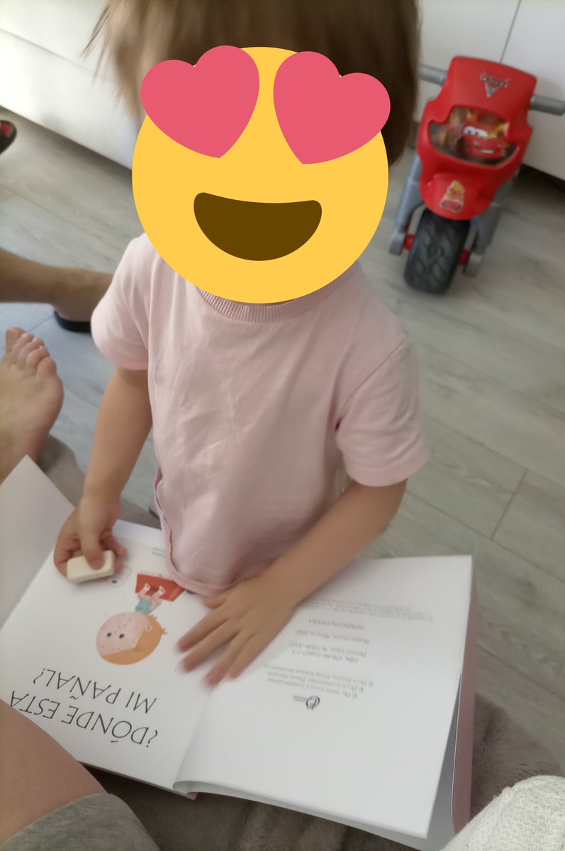 iibagar's tweet photo. ¡El viernes en la #FLMadrid22 mi amiga Lucía Calderón estuvo firmando sus libros #DóndeEstáMiPañal y #DóndeEstáMiChupete 😍 de @OndinaEdiciones!Una monada de libros que tienen a #MiNiña enganchada 🥰 y muy recomendables para estas etapas tan...🙄 #OrgulloDeAmiga #ElRetiro https://t.co/aI7fSBHyis
