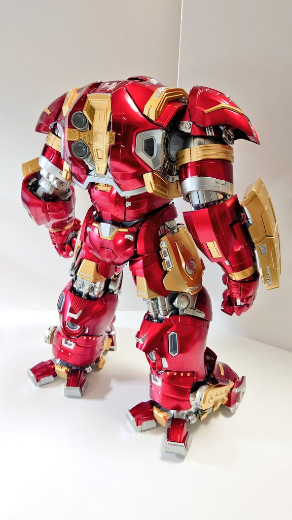 ハルクバスターのムチムチボディ最高…
背中もセクシーだしマーク43を格納できるのエッチすぎるでしょ… 