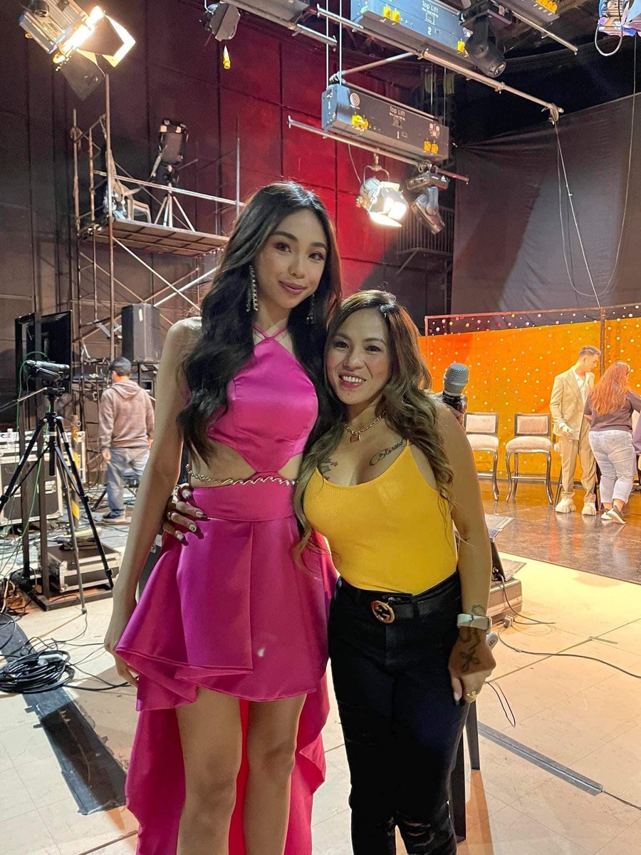 madaminutz20's tweet photo. PBB BIGA10 BIG NIGHT WITH MAYMAY ❤️ GOODLUCK PBB BIGAT10 BIG 5

#MaymayEntrata #BIGA10 #PBBKumunity #PBBBigNight #daisylopez #madaminutz #inutil #madam #kainutz #vlogger #blogger #youtuber #youtubers #artist #influencer #recordingartist #comedian #comediante #grateful #thankful https://t.co/VDWspjzQdL