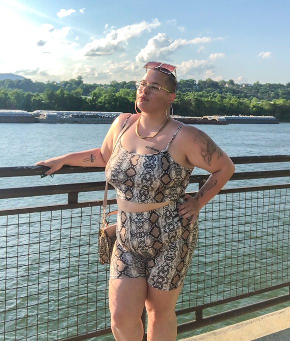 Chefs kiss 💋 https://t.co/DMmDcdRlPq<a href="/tag/altgirls"class="tags"><span>#altgirls</span></a><a href="/tag/blacklipstick"class="tags"><span>#blacklipstick</span></a><a href="/tag/thicc"class="tags"><span>#thicc</span></a><a href="/tag/bigboobfanat"class="tags"><span>#bigboobfanat</span></a>