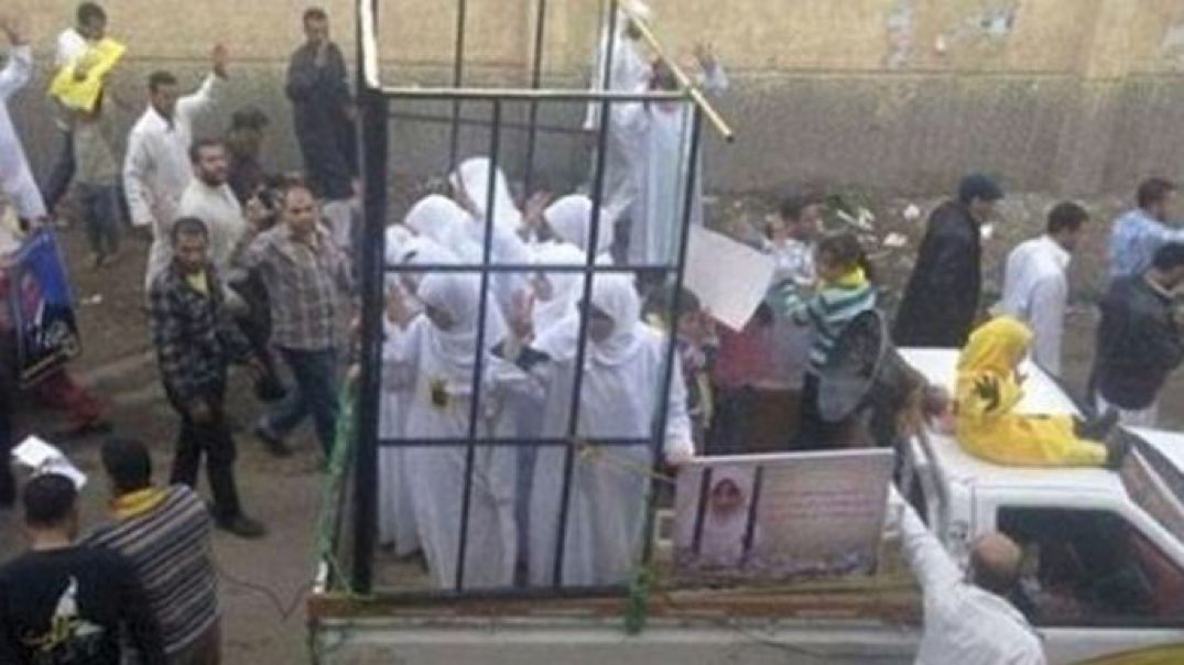 zidan_yezidi's tweet photo. Isis militants have publicly executed 19 Yezidi women by burning them alive in Mosul, Iraq, local activists report.
The women were burned to death in iron cages because they refused to have sex with Isis fighters, the Kurdish ARA News agency reported. https://t.co/Gcb4qmYzQs