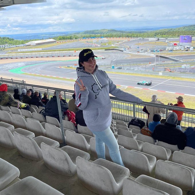 ✌🏻😁 #24hNBR &hellip;ich liebs! 🏎💨Wer war auch schon mal da? Oder ist sogar gerade da?  Wem dr&uuml;ckt ihr die Daumen<a href="/tag/24hnbr"class="tags">#24hNBR</a>