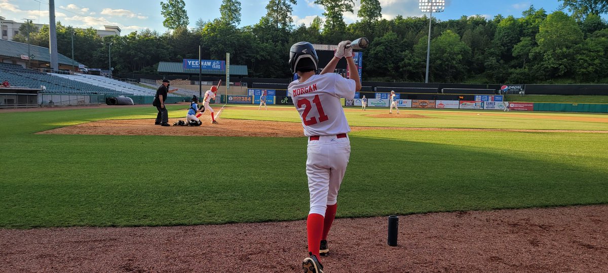 CoachMorgan21's tweet photo. Having the time of my life coaching my dude Brady and the @DiamondHawksTN 14u squad. Getting to watch him learn the game, get better every day and have a blast with his teammates is what it's all about! Truly blessed to have this experience!! #getbetter https://t.co/EfLm8Eh0k7
