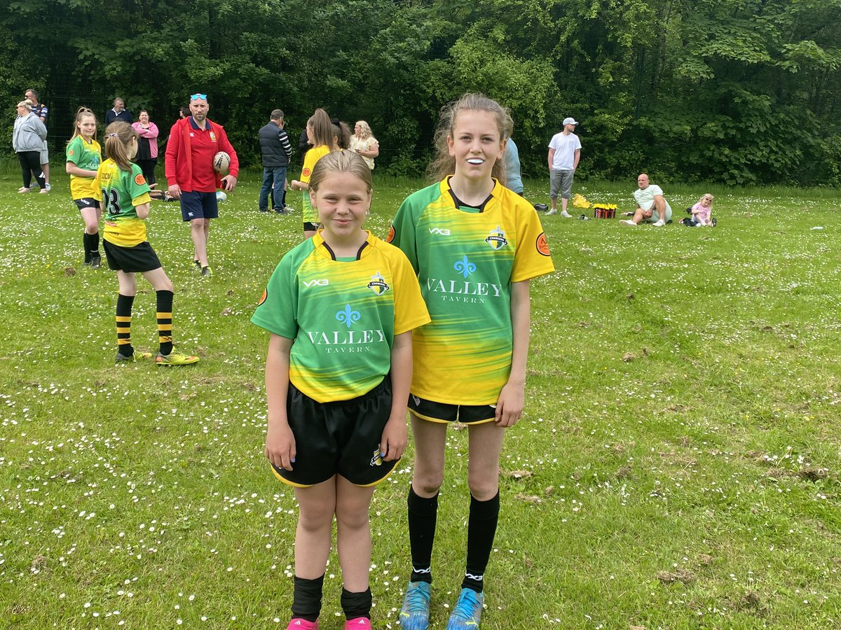 JA3_Rugby's tweet image. Great to get out once again and support the @IslwynHigh pupils on a Sunday morning!

Great to see IG, FP, BD, RR &amp;amp; NCL play today for their respective teams!

@MissBowIHS @IslwynHighSport 

#SupportingSunday | #HubSchool 🏉