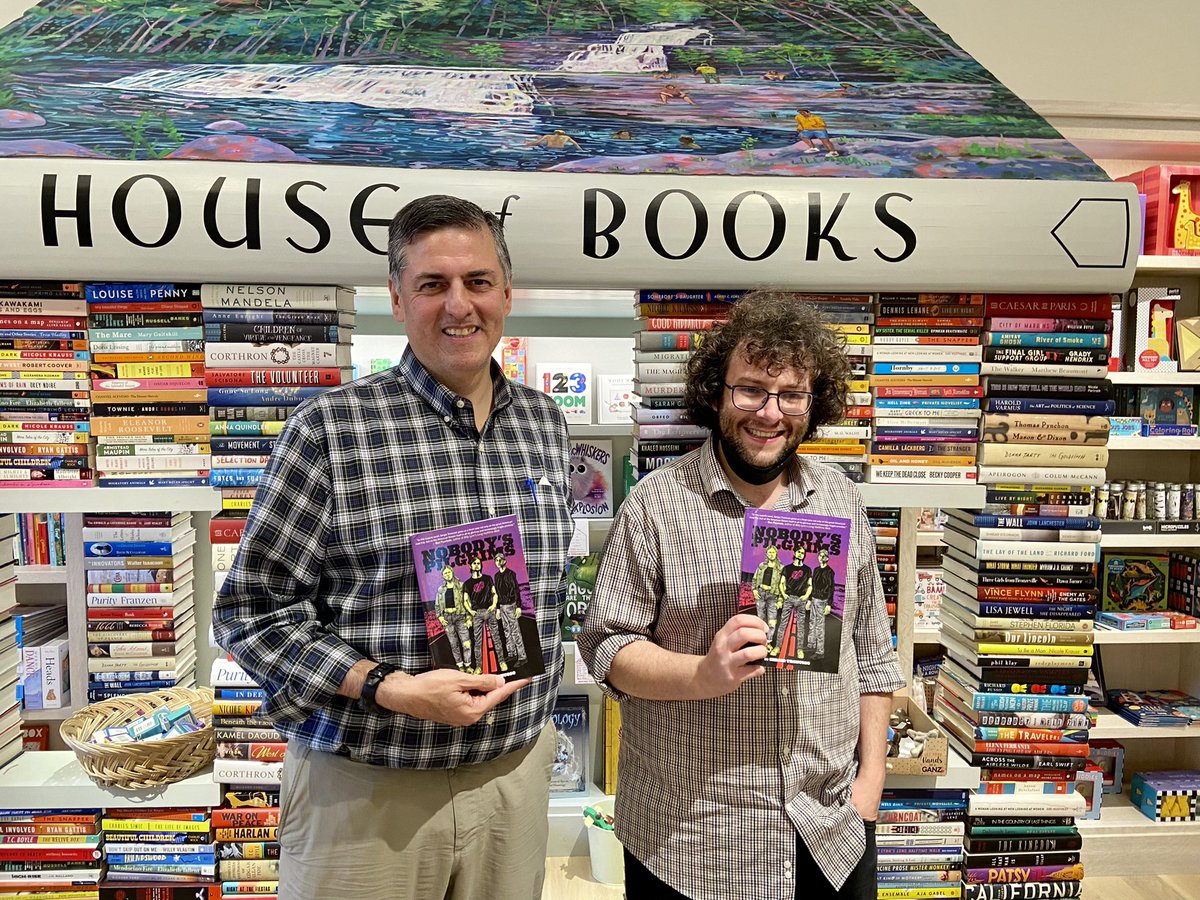 SergioTroncoso's tweet photo. I had such a wonderful time at @houseofbooksct in Kent for my novel, NOBODY’S PILGRIMS, also partially set in Kent! Thank you to this gorgeous indy bookstore! Also grateful to who came to the reading/discussion. I left many signed copies!
#kentct #kentconnecticut #connecticut https://t.co/brbmMAdFRM
