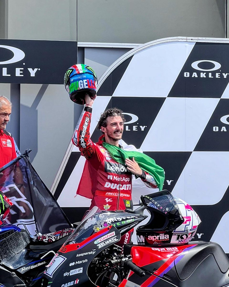 VRRidersAcademy's tweet photo. MUGELLO È PECCO, PECCO È MUGELLO 🇮🇹🔥❤️🥇
#GoFree @PeccoBagnaia 
#vr46ridersacademy https://t.co/WUdG1JaU3G