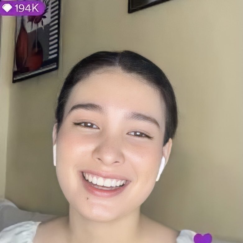 kumuPH's tweet photo. “When the time is right, I the Lord will make it happen” 

Your light shines the brightest tonight @anjisalvacion. From PBB KUMUnity Celeb Edition - ang BIG WINNER sa puso ng taumbayan - ANJI SALVACION everyone 💛✨

#PBBKumuBigNight #PBBKumunity

https://t.co/sXLk2HdNtQ https://t.co/ZrBUV3pvNX