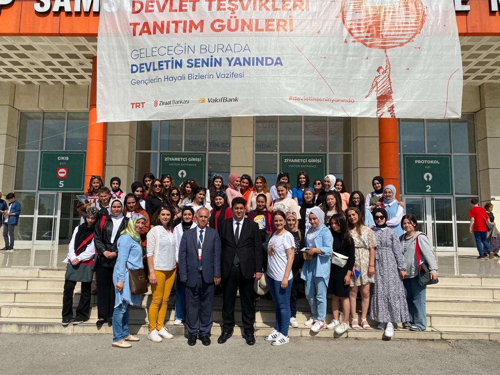 Devlet Teşvikleri Tanıtım Günlerinde Samsun Tüyap Fuar alanındayız. Okuluretimi.com <a href="/tcmeb/">Millî Eğitim Bakanlığı</a> @MeslegimHayatim <a href="/TCSamsunValilik/">T.C. Samsun Valiliği</a>   <a href="/bafrakaymakam/">Bafra Kaymakamlığı</a> <a href="/samsunmem/">Samsun İl Milli Eğitim Müdürlüğü</a> <a href="/bafra_mem/">Bafra İlçe Millî Eğitim Müdürlüğü</a>