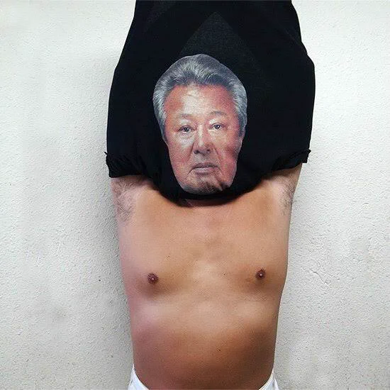 これをかっこよく取り入れたいと思ったらこうなった
ちなみにこの服みたいなやつは皮膚です 