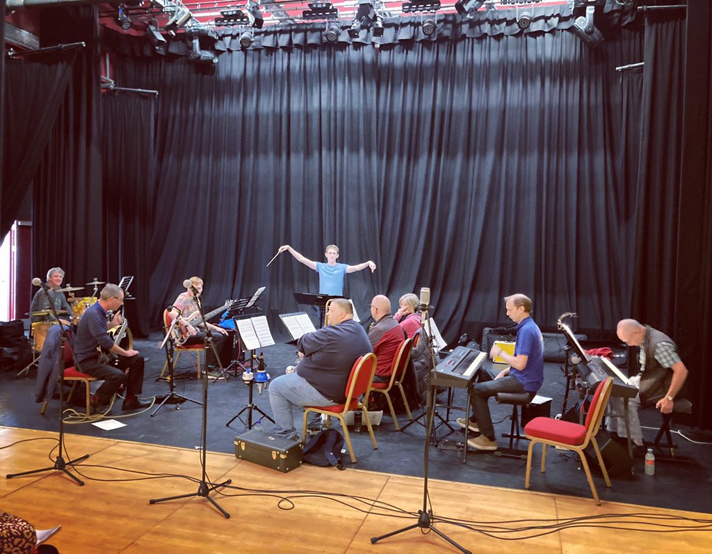 Band call time 🎻🎷🎺🎼🎹🥁🎶 #MadAboutMusicals #PODS #Theatre #MusicalTheatre #AmDram