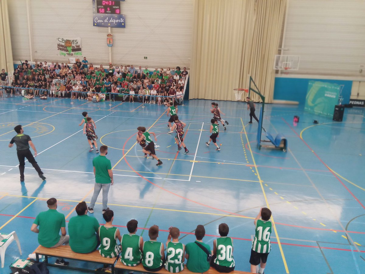 P_BetisBasket's tweet photo. ¡¡¡Campeones de MiniBasket #FinalMiniMas2022!!! 🏀💚🤍💚
¡¡¡Muchas Felicidades chavales!!! 👏👏👏👏👏
⬜🟩⬜🟩⬜🟩⬜🟩⬜🟩⬜🟩⬜
#MuchoBetis #HayFuturo #CoosurBetis #BetisBaloncesto #GradaBetisBasket #BetisAlé #ElBetisTambiénEsBaloncesto https://t.co/QLDj8fodGL