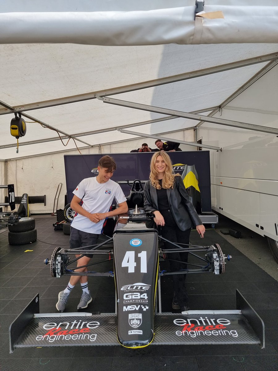 Day with <a href="/Elitemotoreng/">Elite Motorsport</a> at Donnington Park 🏎 GO Alex!